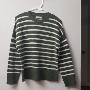 Primark Green and White Crewneck Sweater with Stripes